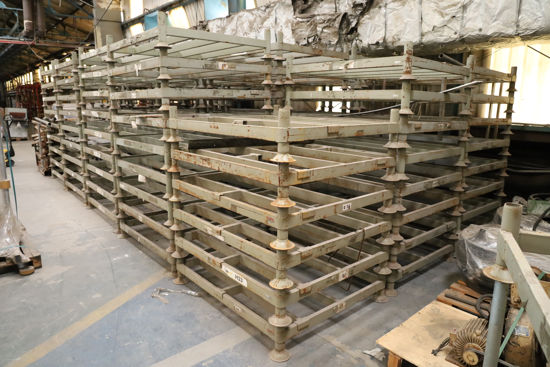 Imagem de Lote com 154 rack porta-pallet desmontável