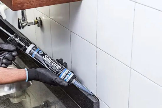 Imagem de 17000016157 - ADESIVO - SILIC 256G PRETO - TEKBOND