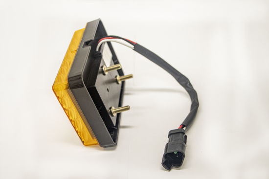 Imagem de 3345409 - LANTERNA - RETANG LED 12/24V - FORTRACTOR PARTS